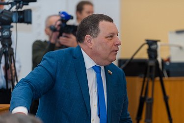 Депутаты приняли в первом чтении бюджет Оренбуржья 